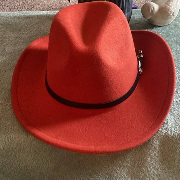 Beautiful rust colored and black hat! - Picture 3 of 3